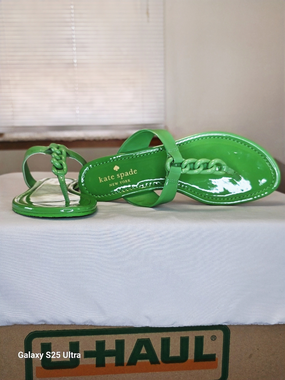 Kate Spade Patent Irene Sandals In Fresh Greens Size 7.5B - Picture 6 of 9